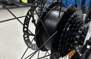 Rockrider E-ST 100 - Un motor perfectamente adaptado para excursiones