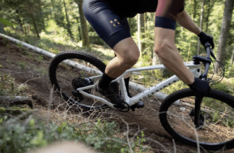 Caída del precio del Rockrider Race 900 GX Eagle, una bicicleta de Cross Country de Decathlon